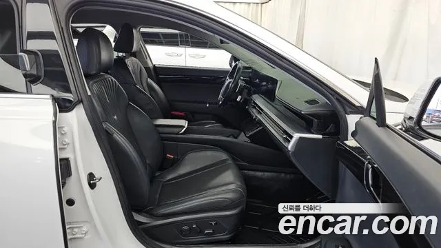 Hyundai Grandeur GN7 — Фото автомобиля 11
