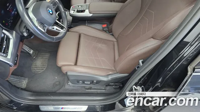 BMW X1 U11 — Фото автомобиля 24
