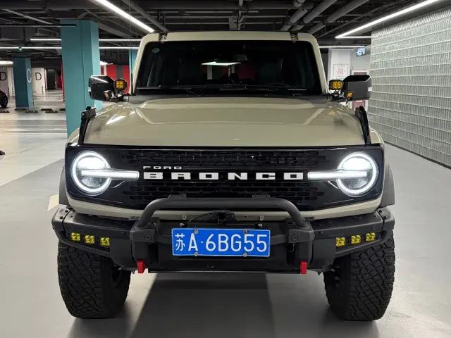Ford Bronco — Фото автомобиля 2