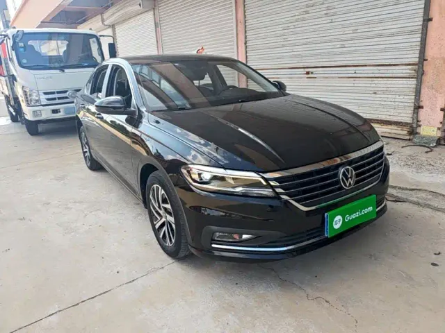 Volkswagen Lavida — Фото автомобиля 3