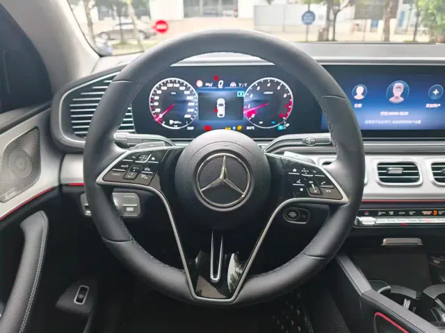 Mercedes-Benz GLE Coupe — Фото автомобиля 7