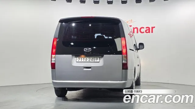 Hyundai Staria Staria 4WD Tourer 11 мест — Фото автомобиля 4