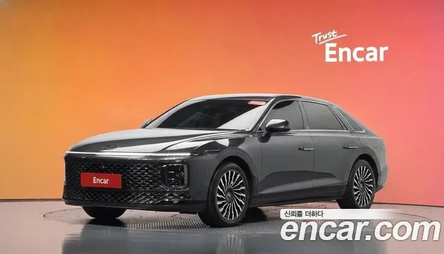 Фотография автомобиля — Hyundai Grandeur GN7