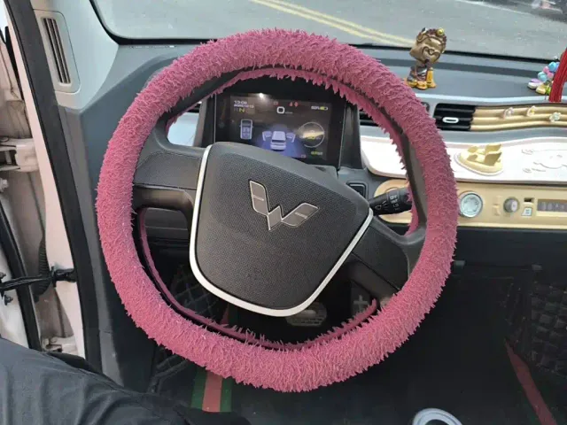 Wuling Hongguang Mini EV — Фото автомобиля 2
