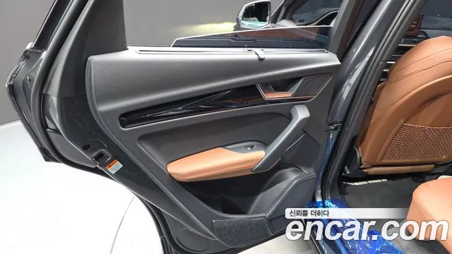 Audi Q5 FY — Фото автомобиля 25