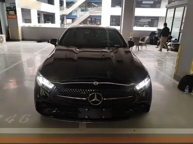 Mercedes-Benz CLS-Class — Фото автомобиля 2