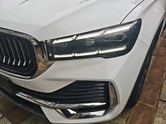Geely Xingyue L — Фото автомобиля 23
