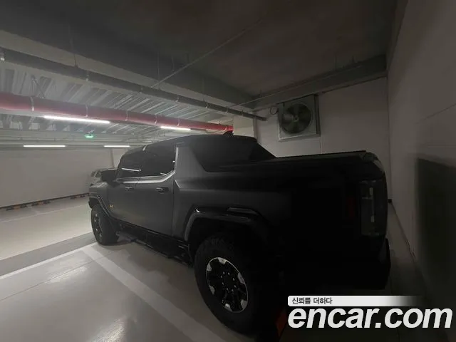 GMC Hummer EV — Фото автомобиля 2