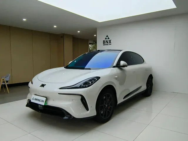 Фотография автомобиля — IM Motors LS6