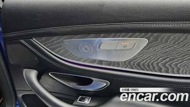 Mercedes-Benz CLS-Class — Фото автомобиля 27