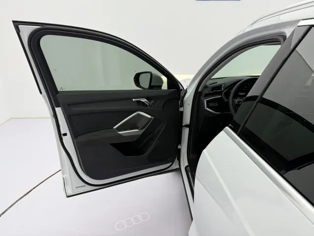 Audi Q3 — Фото автомобиля 21