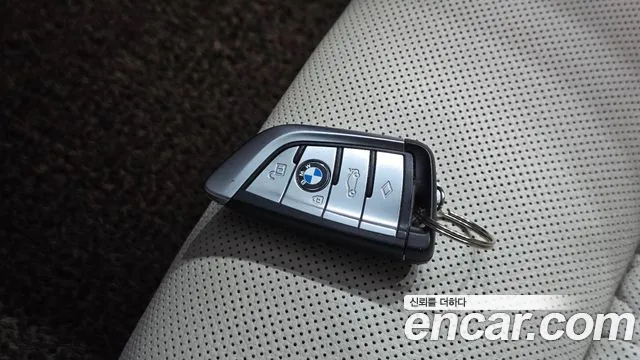 BMW 5 Series G30 — Фото автомобиля 22