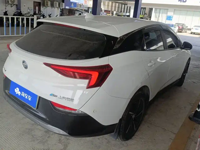 Buick Velite 6 — Фото автомобиля 3
