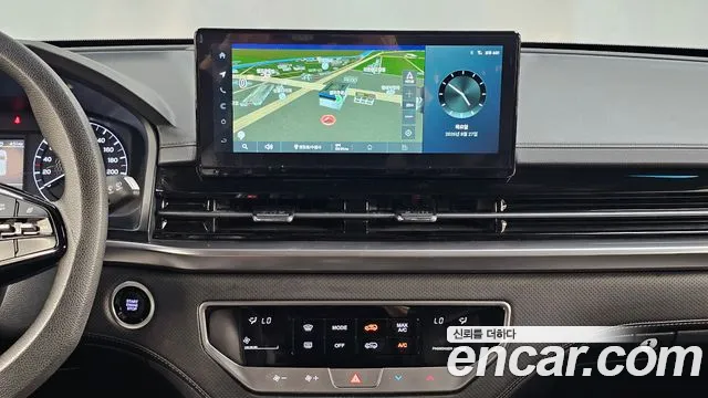 KG_Mobility_Ssangyong Rexton Новый Rexton Sport Khan Дизель 2.2 4WD — Фото автомобиля 10