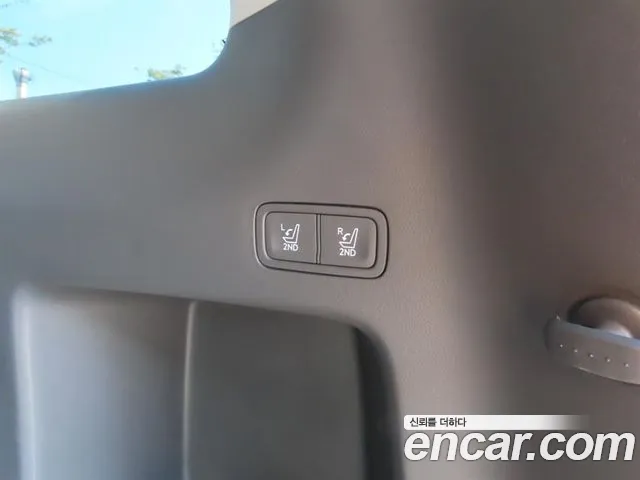 Hyundai Santa Fe MX5 — Фото автомобиля 7