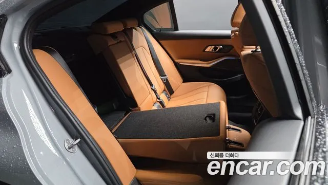 BMW 3-Series 3 серия (G20) 320i M Sport — Фото автомобиля 10