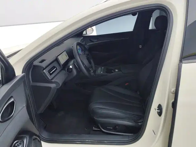 BYD Seal 06 DM-i Touring — Фото автомобиля 9