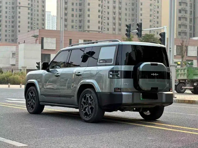 BYD FangChengBao Titanium 7 — Фото автомобиля 11