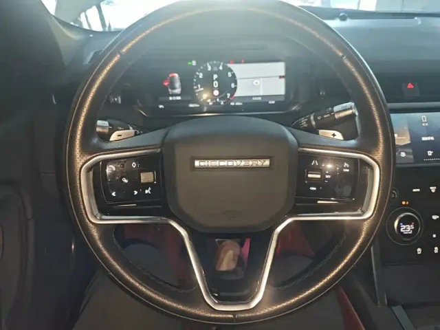 Land Rover Discovery Sport — Фото автомобиля 10