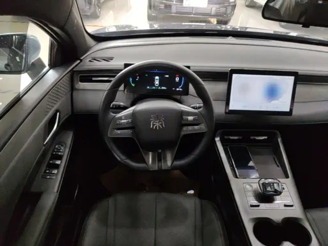 BYD Qin PLUS — Фото автомобиля 10