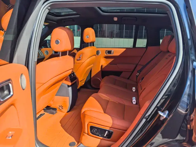 Li Auto L7 — Фото автомобиля 13