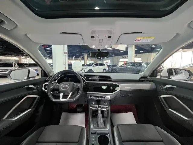 Audi Q3 — Фото автомобиля 22