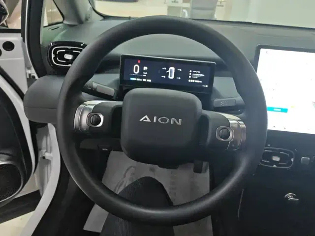 GAC Aion UT — Фото автомобиля 15