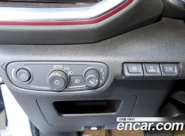 Chevrolet Trailblazer — Фото автомобиля 12