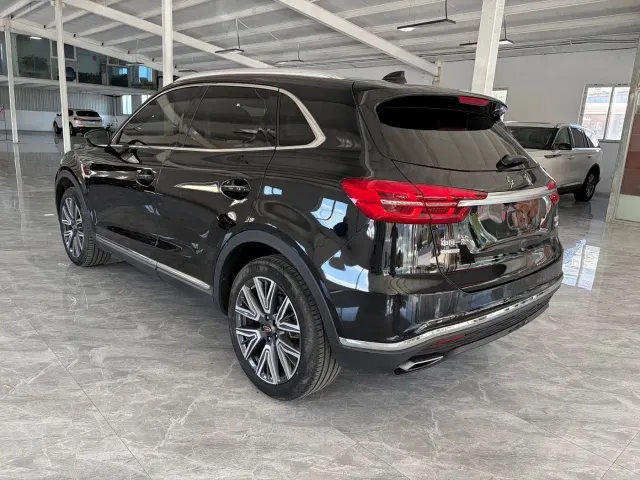 Hongqi HS5 — Фото автомобиля 4