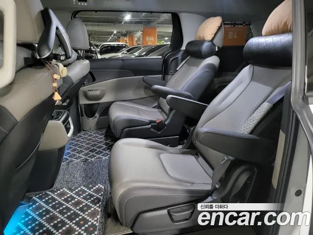 Kia Carnival 4th Gen — Фото автомобиля 18