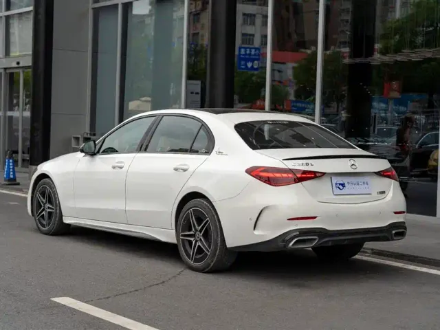 Mercedes-Benz C-Class — Фото автомобиля 9