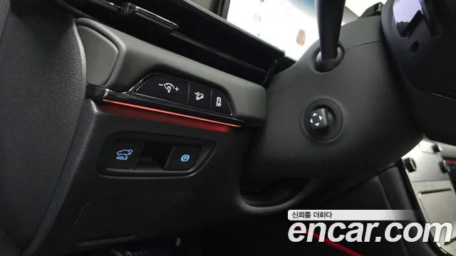 Genesis GV80 — Фото автомобиля 26
