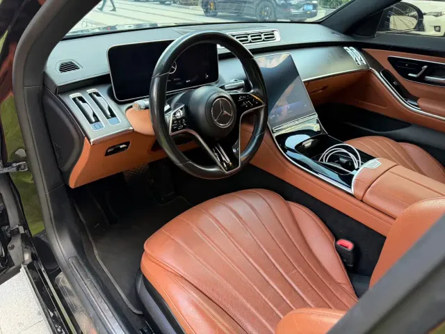 Mercedes-Benz S-Class — Фото автомобиля 16