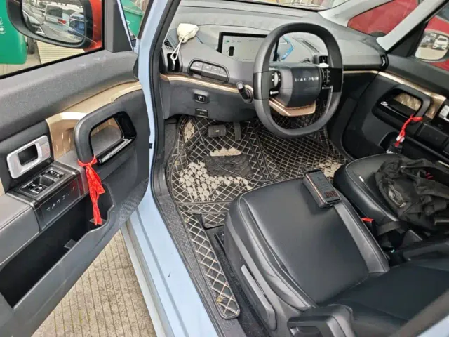 Baojun KiWi EV — Фото автомобиля 15