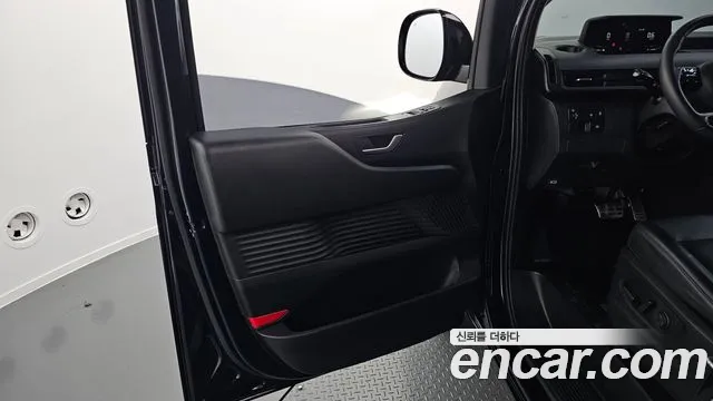 Hyundai Staria — Фото автомобиля 13