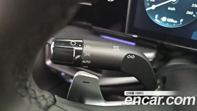 Hyundai Grandeur Grandeur (GN7) 3.5 Бензин 4WD — Фото автомобиля 27