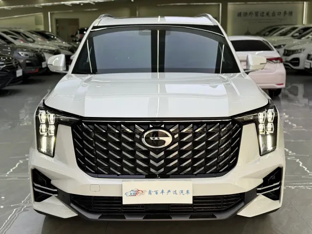 GAC Trumpchi GS8 — Фото автомобиля 2
