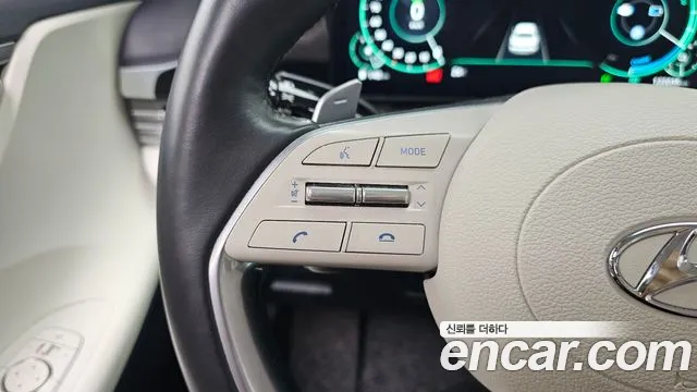 Hyundai Grandeur — Фото автомобиля 15