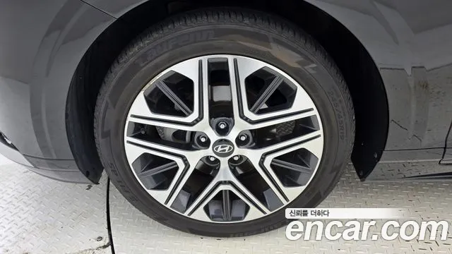 Hyundai Grandeur GN7 — Фото автомобиля 5