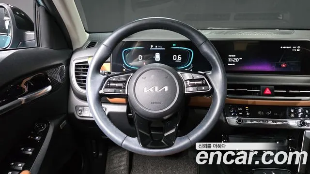 Kia Seltos Новый Seltos Бензин 1.6 Turbo 4WD — Фото автомобиля 4