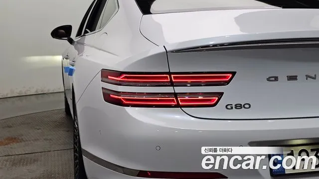 Genesis G80 RG3 — Фото автомобиля 8
