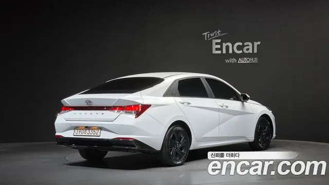 Hyundai Avante CN7 — Фото автомобиля 2