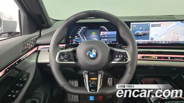 BMW 5-Series 5 серия (G60) 530i xDrive M Sport Pro Special Edition — Фото автомобиля 13