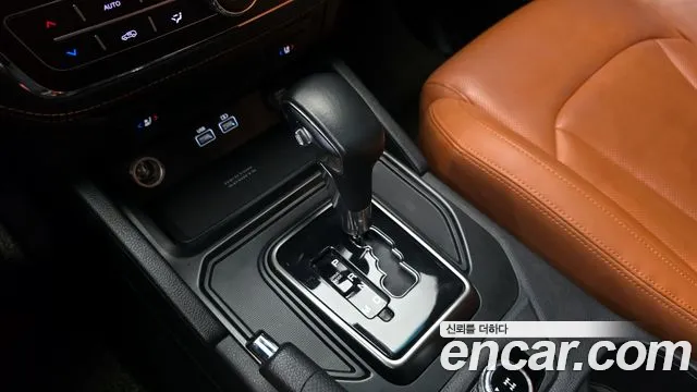 KG_Mobility_Ssangyong Rexton — Фото автомобиля 9
