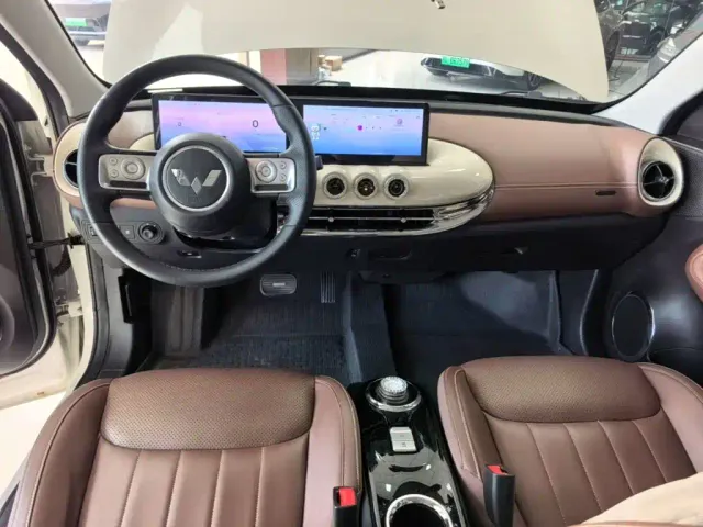 Wuling Bingo — Фото автомобиля 9