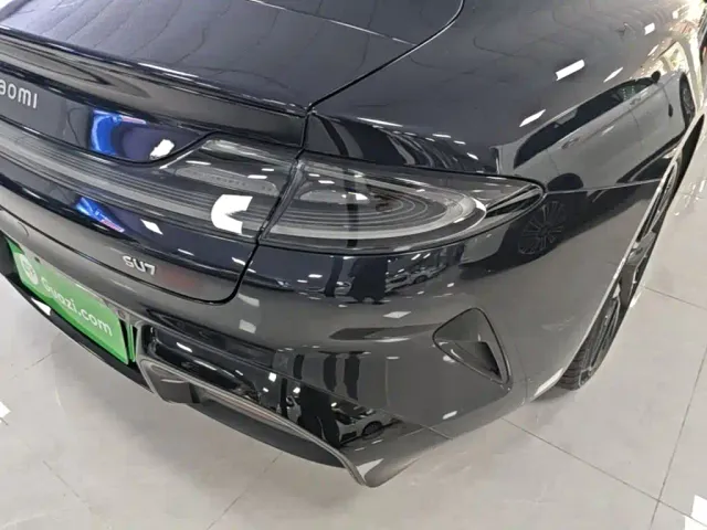 Xiaomi SU7 — Фото автомобиля 7