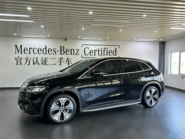 Mercedes-Benz EQE SUV — Фото автомобиля 2