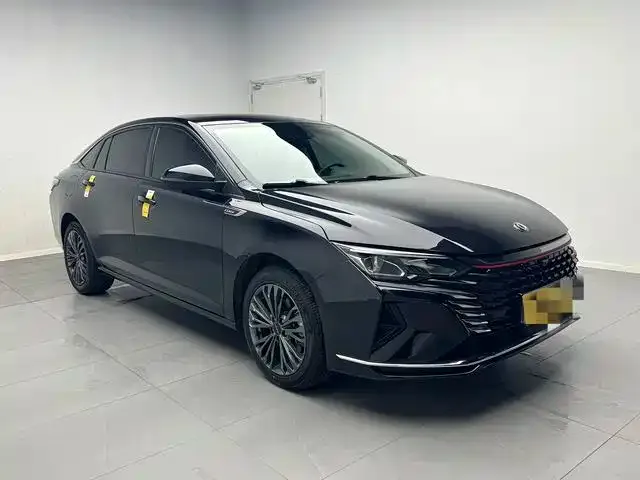 Dongfeng Yixuan MAX — Фото автомобиля 3