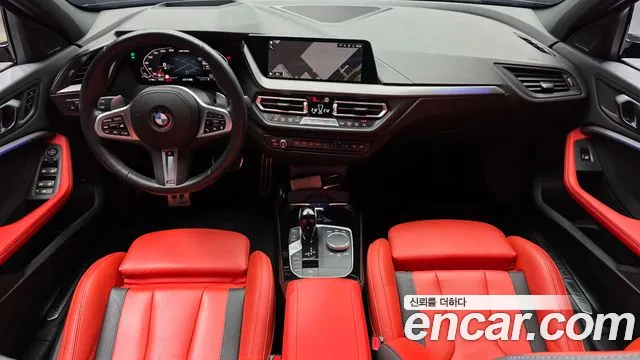 BMW 1 Series F40 — Фото автомобиля 10