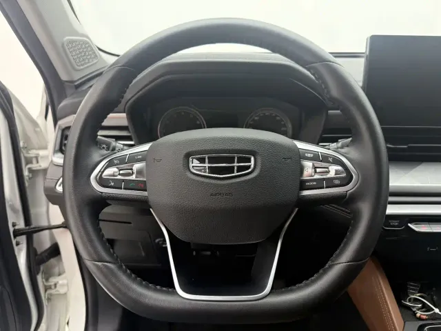 Geely Vision X6 — Фото автомобиля 11